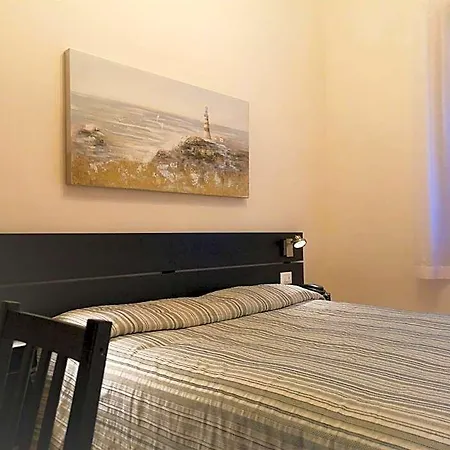 Rossi Hotel *